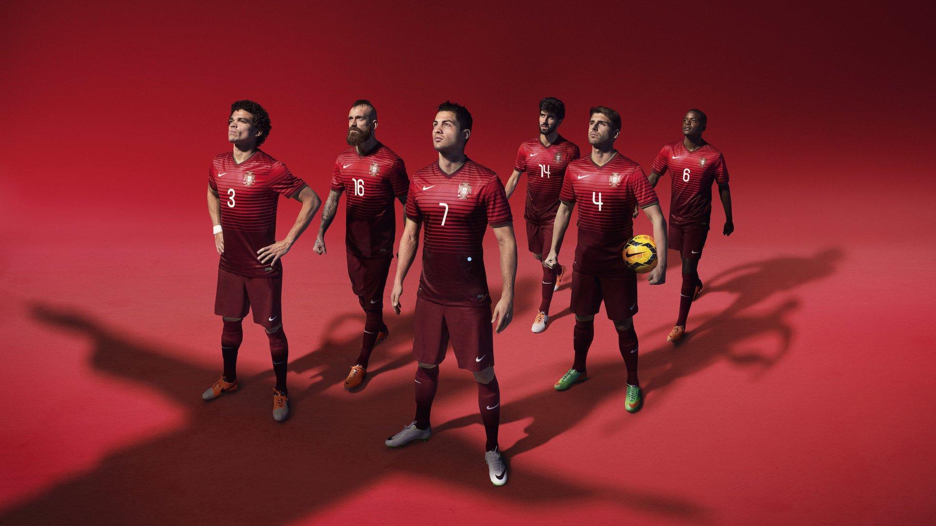 开云_绿茵梦想启航，舍普琴科小男孩的体育传奇之旅