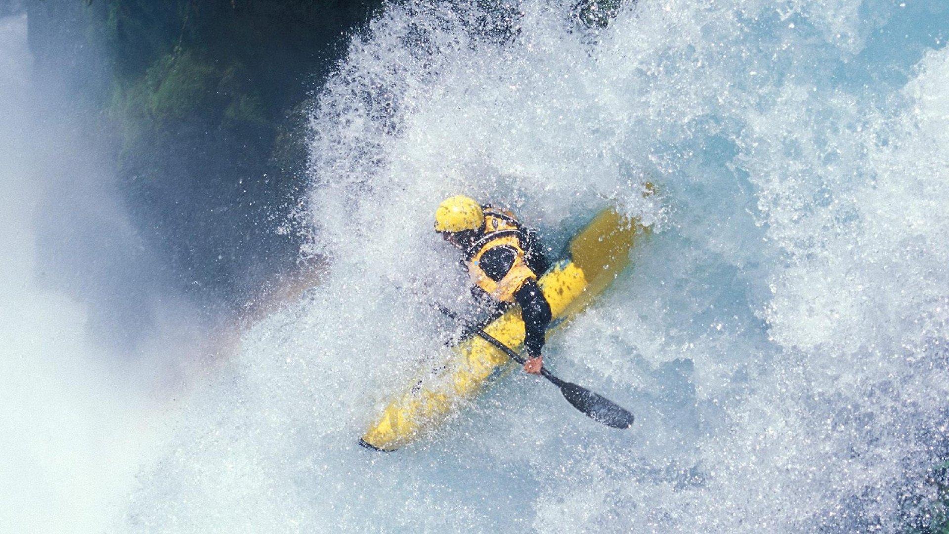 双人舞动十二翼，河南夫妻羽球旋风刷新眼球极限